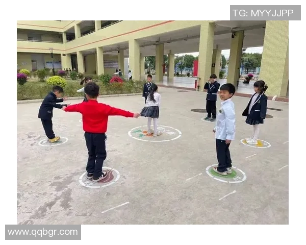 选手们的训练生活揭秘他们如何在赛场之外找到放松与乐趣